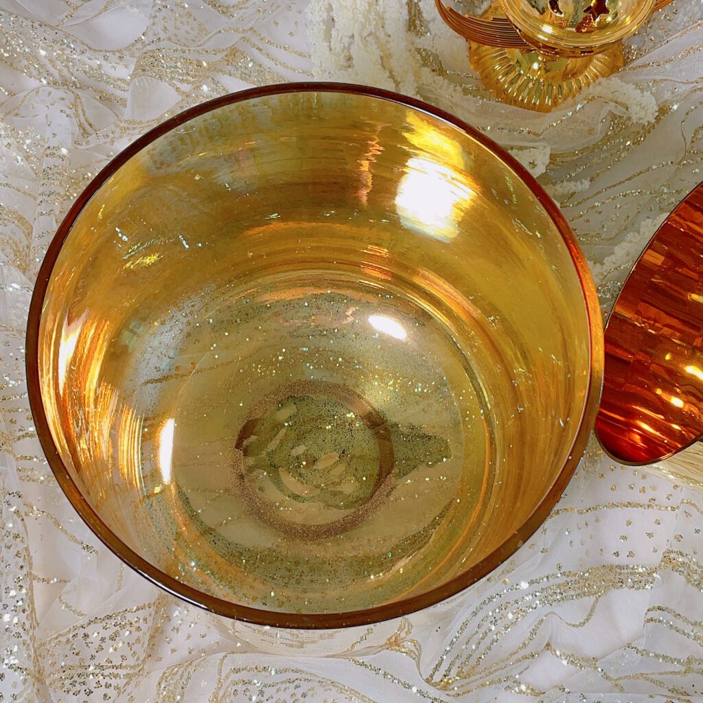 HEALING GOLDEN BUDDHA