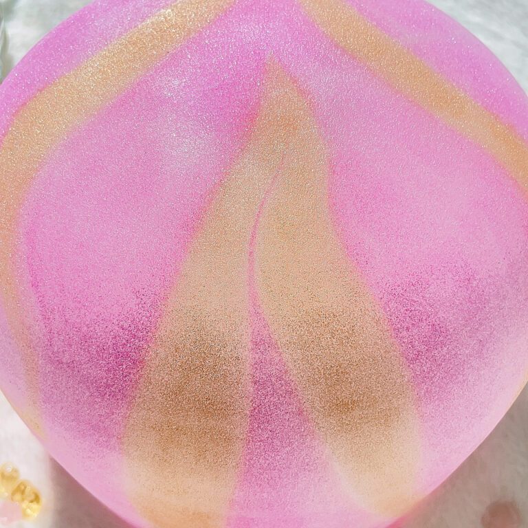 THE HEALER (GOLD) in HEART -15c